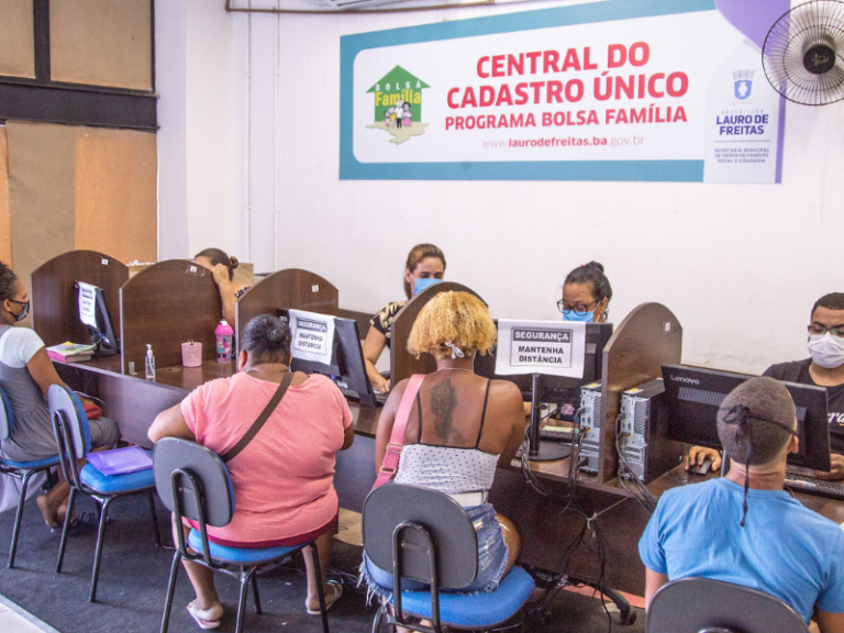 Beneficiary Alert: General review of Bolsa Fam&iacute;lia causes concern