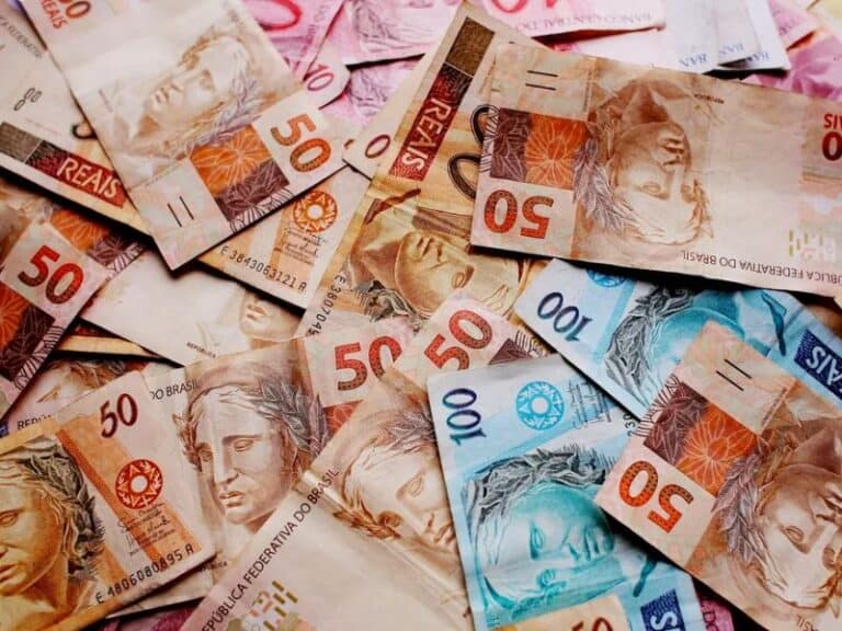 Vantagem Exclusiva para Usu&aacute;rios Nubank: Desconto Garantido em Todas as Viagens de Uber