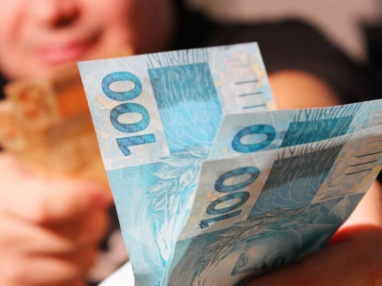 Bank offers a payment of R$ 1,000 to anyone who renegotiates their debts; check it out.