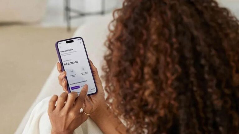 Clientes Nubank recebem Pix de R$ 2.000