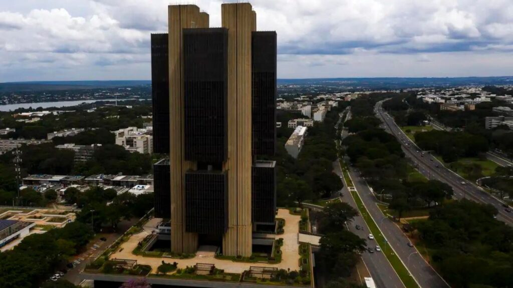 Banco Central faz alerta importante sobre golpes