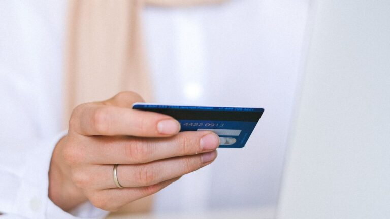 How to use credit card points programs?