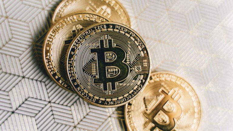 O que s&atilde;o e como funcionam os investimentos em criptomoedas?