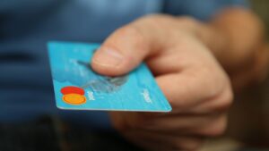 Cart&atilde;o de cr&eacute;dito para negativados. Confira