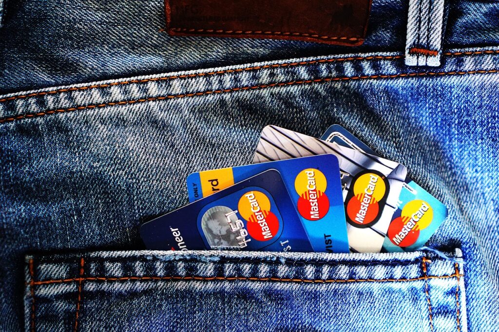 Nova Tabela de Juros do Cartão de Crédito: Transparência na Cobrança e Impactos no Mercado