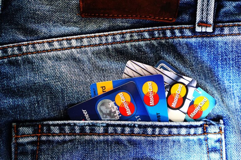 New Credit Card Interest Rate Table: Transparency in Charges and Market Impacts