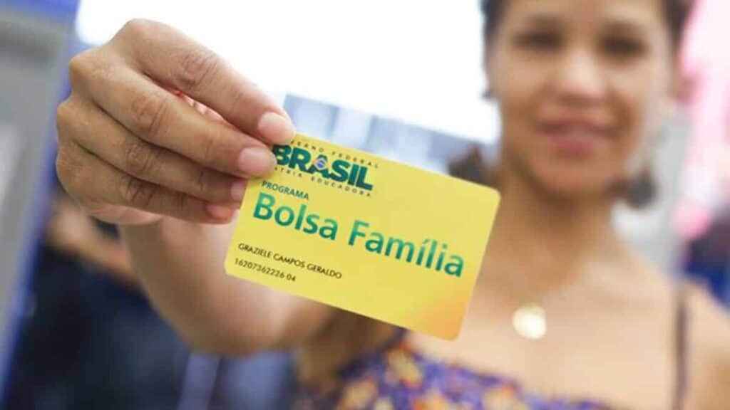 Adiantamento do Bolsa Família em abril: Veja como solicitar