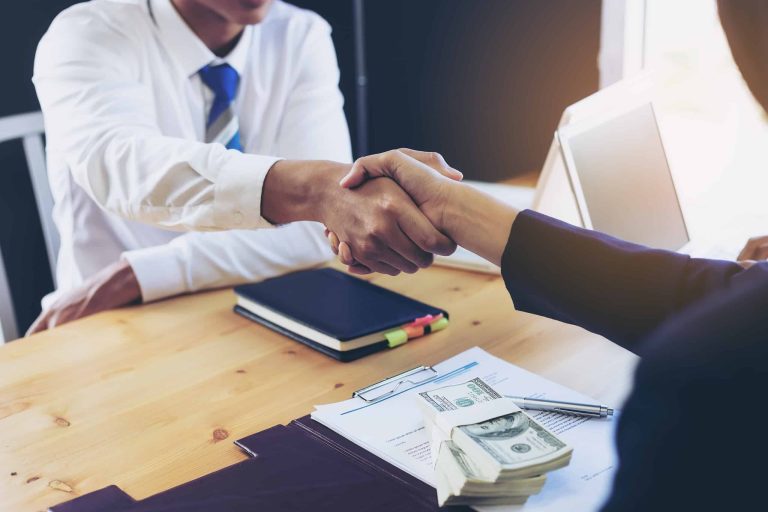 Sıra Size Geldi: Bankalar Mikro Girişimciler İ&ccedil;in Yardım Programı Başlatıyor!