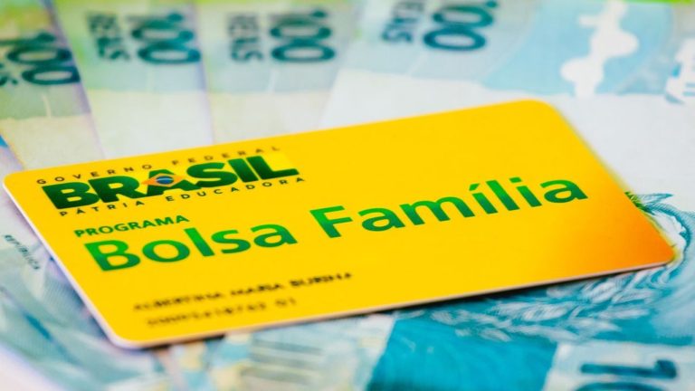 R&iacute;kisstj&oacute;rnin kemur &aacute; &oacute;vart: 20 &thorn;&uacute;sund n&yacute;ir b&oacute;ta&thorn;egar &iacute; Bolsa Fam&iacute;lia og 5 &thorn;&uacute;sund a&eth;sto&eth;arse&eth;ill!
