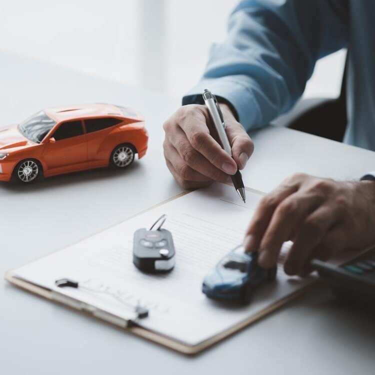 Transforme seu Carro em Dinheiro: Descubra o Segredo do Empréstimo com Garantia de Veículo!