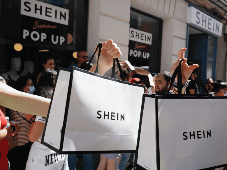 C&oacute;mo recibir prendas de moda de Shein sin costo adicional
