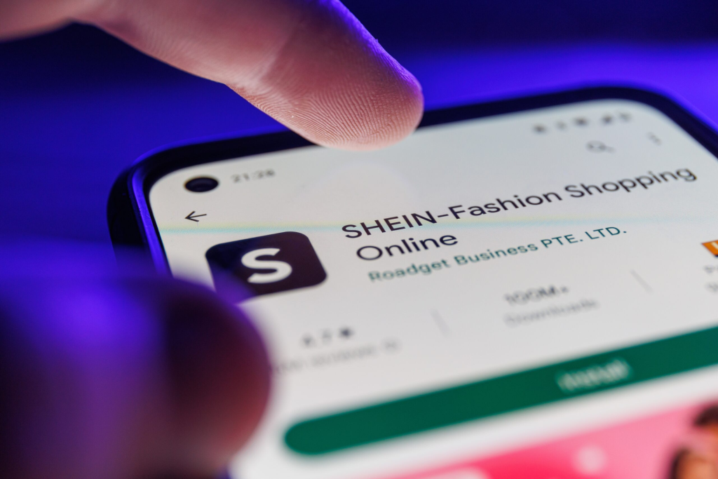 Como Receber Roupas Testando Novas Coleções na Shein